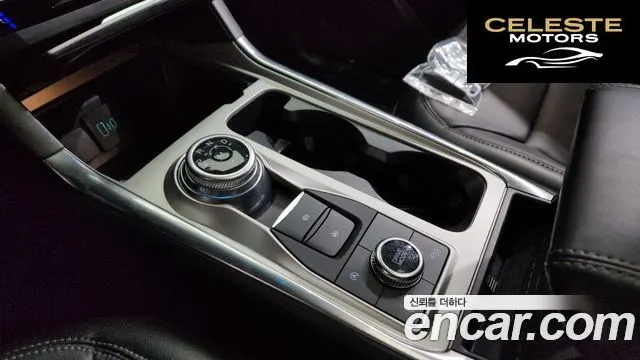 FORD 62.3 Limited 4WD 2020 — photo 12 sur 35