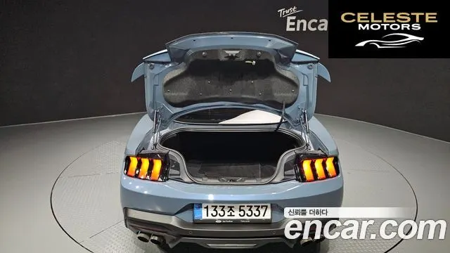 FORD 72.3 Premium Coupé 2025 — photo 30 sur 36