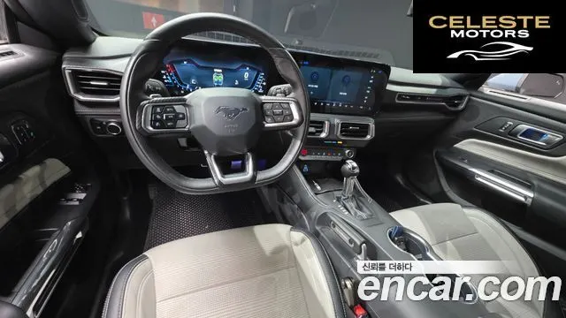 FORD 72.3 Premium Coupé 2025 — photo 34 sur 36