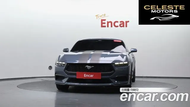 FORD 72.3 Premium Coupé 2024 — photo 2 sur 36