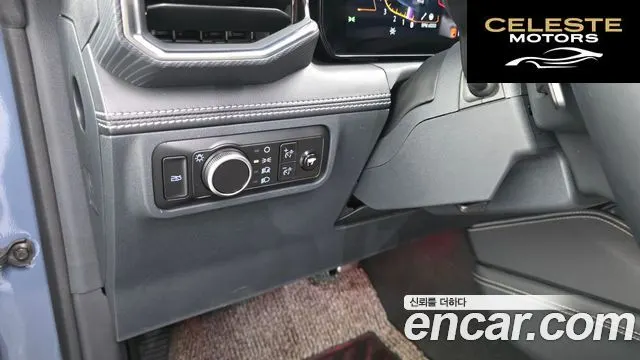 FORD 72.3 Premium Coupé 2024 — photo 26 sur 36