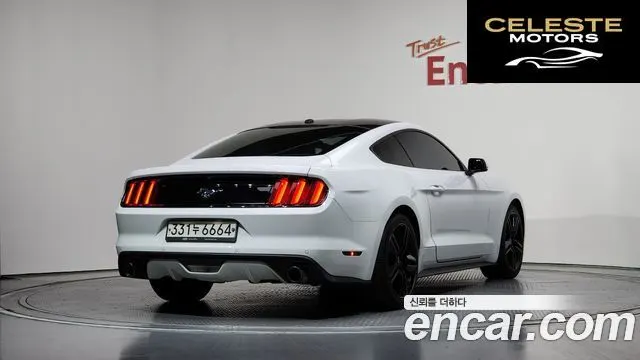 FORD Coupé 2017 — photo 2 sur 31