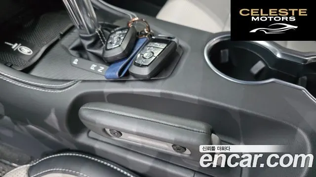 FORD 72.3 Premium Coupé 2025 — photo 27 sur 36