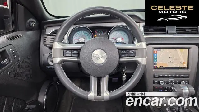 FORD Cabriolet 2012 — photo 13 sur 20