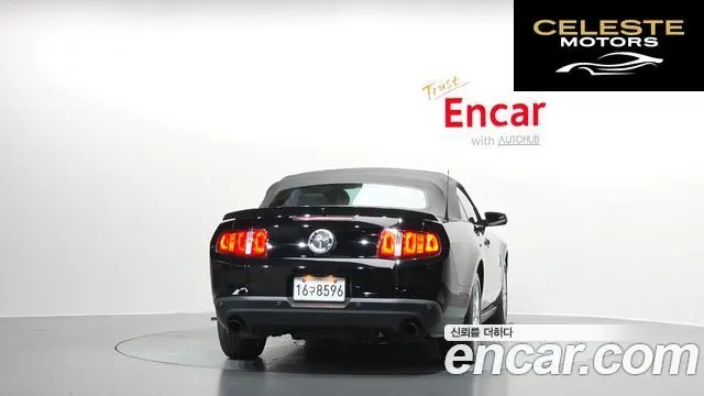 FORD Cabriolet 2012 — photo 4 sur 20