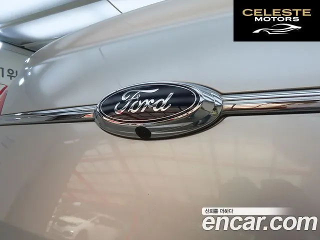 FORD 2.0 Limited 2016 — photo 17 sur 26