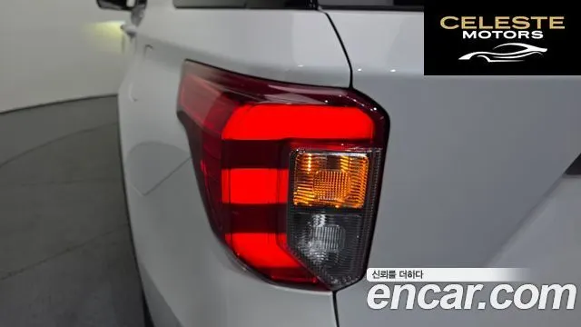 FORD 63.0 4WD 2021 — photo 9 sur 40
