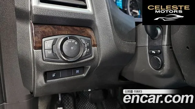 FORD 3.5 Limited 4WD 2014 — photo 16 sur 20
