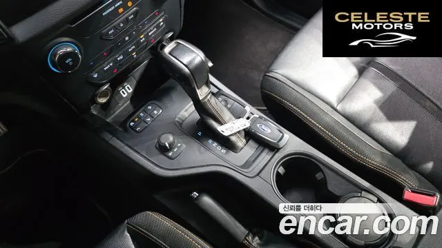 FORD 32.0 2021 — photo 9 sur 20
