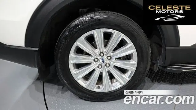 FORD 62.3 Limited 4WD 2020 — photo 5 sur 32