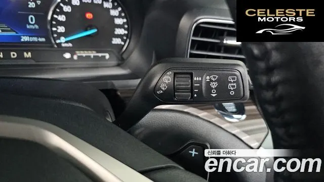 FORD 62.3 Limited 4WD 2020 — photo 28 sur 36