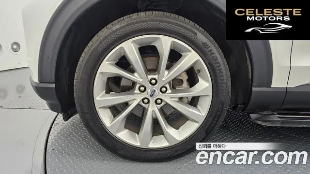 FORD 63.0 4WD 2021 — photo 5 sur 32