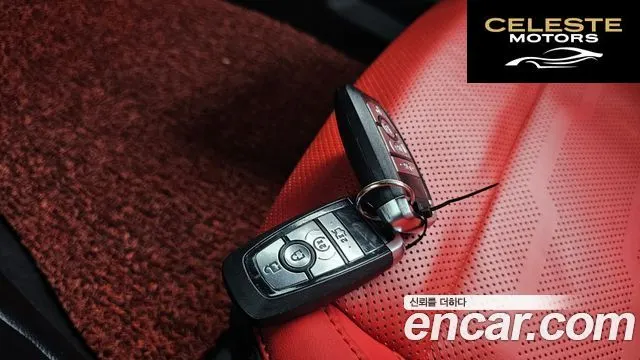 FORD Cabriolet 2022 — photo 21 sur 30