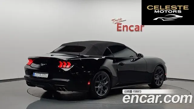 FORD 72.3 Premium Cabriolet 2024 — photo 33 sur 37