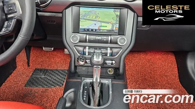 FORD Cabriolet 2022 — photo 18 sur 30
