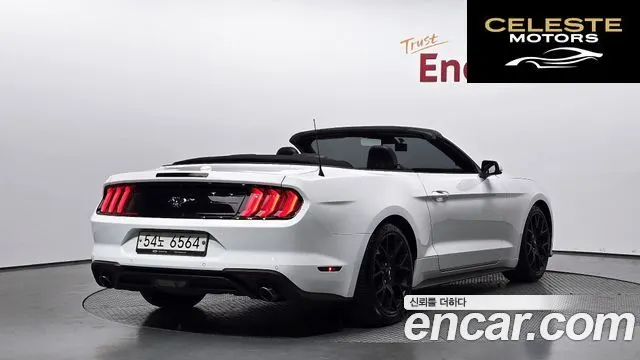 FORD Cabriolet 2018 — photo 2 sur 20