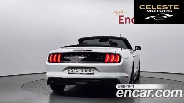 FORD Cabriolet 2018 — photo 4 sur 20