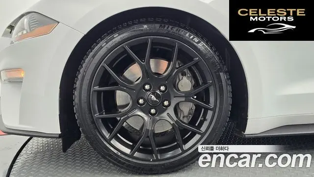FORD Cabriolet 2018 — photo 5 sur 20