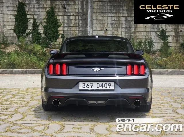 FORD Coupé 2017 — photo 4 sur 26
