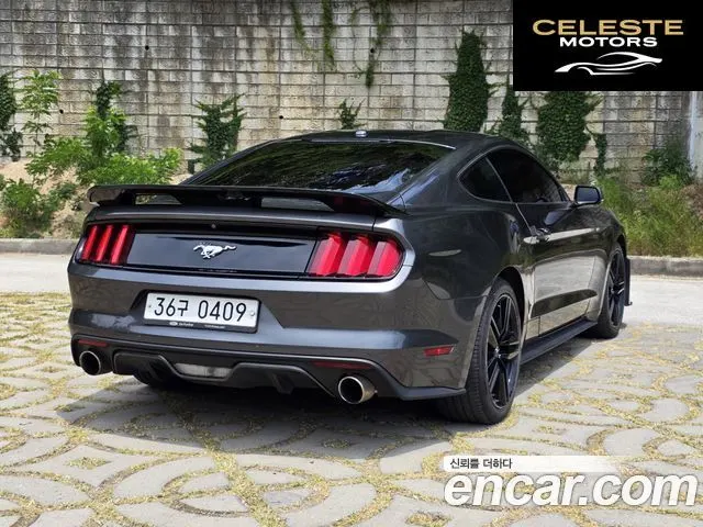 FORD Coupé 2017 — photo 5 sur 26