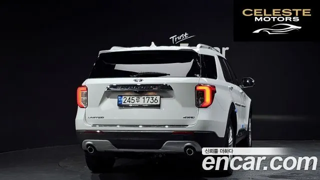 FORD 62.3 Limited 4WD 2022 — photo 3 sur 38