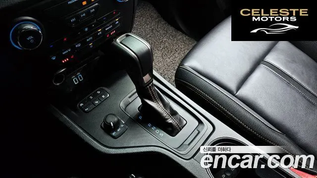 FORD 32.0 2022 — photo 9 sur 26