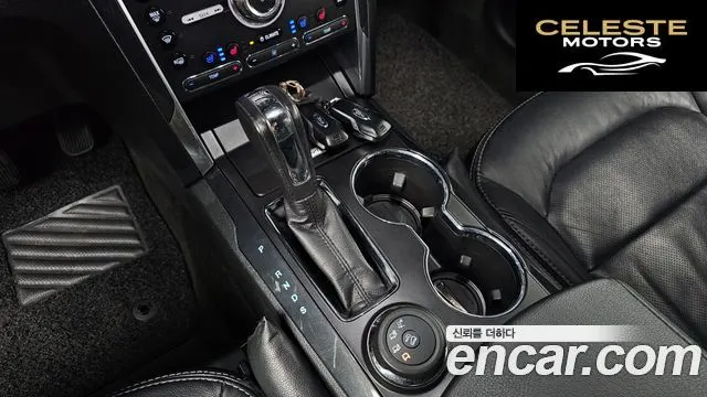 FORD 2.3 Limited 4WD 2017 — photo 11 sur 37