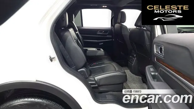 FORD 2.3 Limited 4WD 2018 — photo 17 sur 33