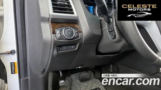 FORD 3.5 Limited 4WD 2015 — photo 16 sur 20