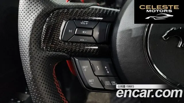 FORD Coupé 2018 — photo 23 sur 34