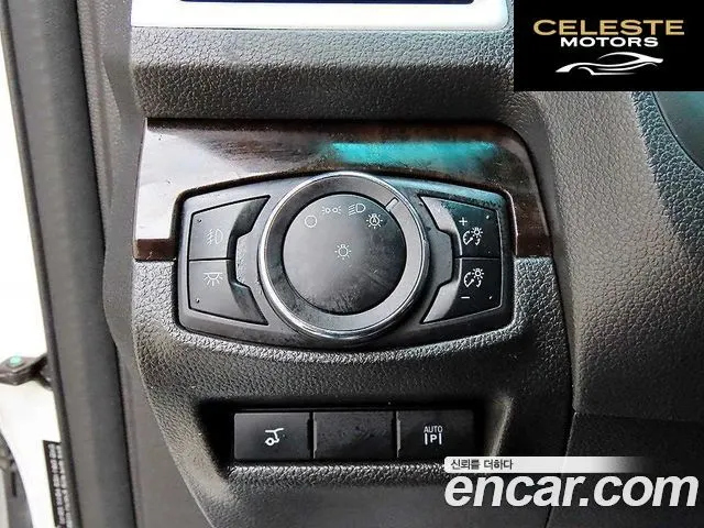 FORD 3.5 Limited 4WD 2014 — photo 13 sur 26