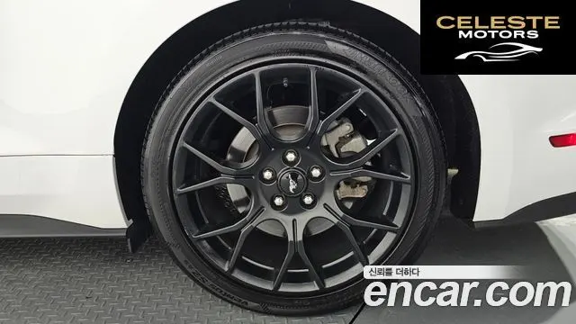 FORD Coupé 2019 — photo 7 sur 31
