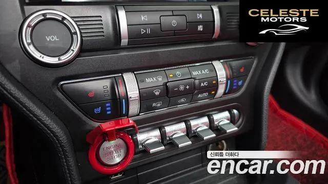 FORD Cabriolet 2019 — photo 22 sur 27