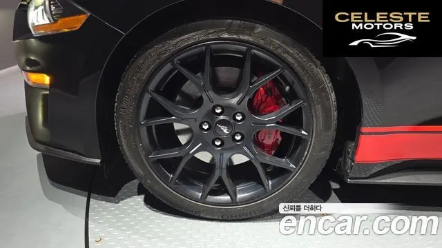 FORD Cabriolet 2019 — photo 5 sur 27