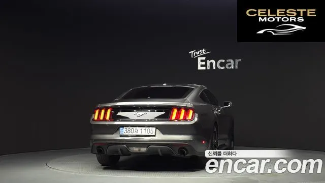 FORD Coupé 2017 — photo 4 sur 20