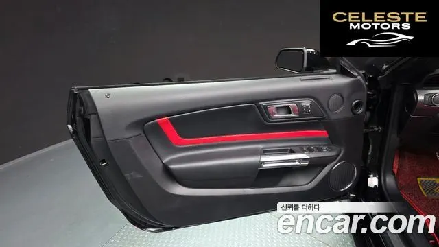 FORD Cabriolet 2019 — photo 14 sur 27