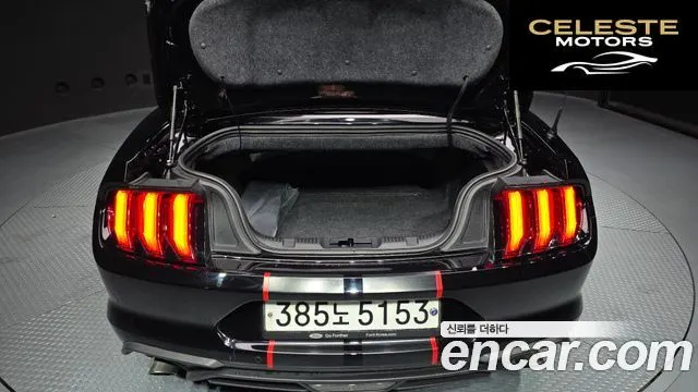 FORD Cabriolet 2019 — photo 26 sur 27