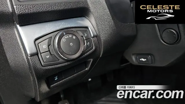 FORD 2.3 Limited 4WD 2017 — photo 26 sur 37