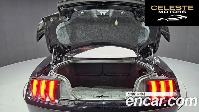 FORD Coupé 2018 — photo 20 sur 20
