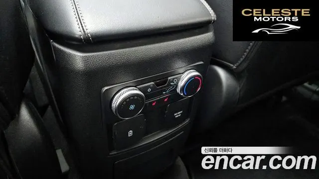 FORD 62.3 Limited 4WD 2022 — photo 24 sur 33