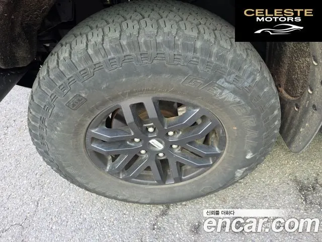 FORD 32.0 2022 — photo 9 sur 13