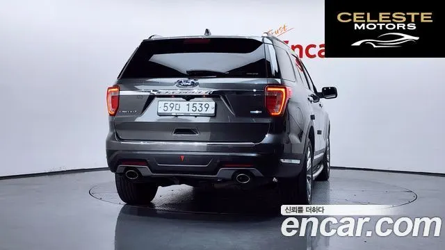 FORD 2.3 Limited 4WD 2018 — photo 3 sur 33