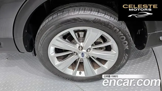 FORD 2.3 Limited 4WD 2019 — photo 7 sur 32
