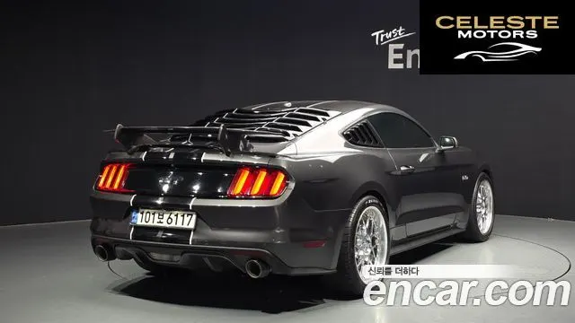 FORD GT Coupé 2017 — photo 2 sur 20