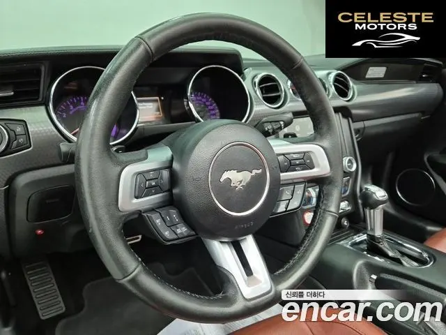 FORD Cabriolet 2017 — photo 9 sur 24