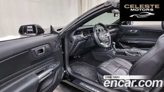 FORD Cabriolet 2019 — photo 13 sur 37