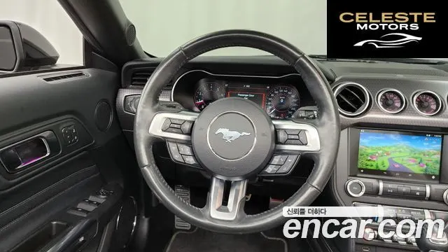 FORD Cabriolet 2019 — photo 19 sur 37