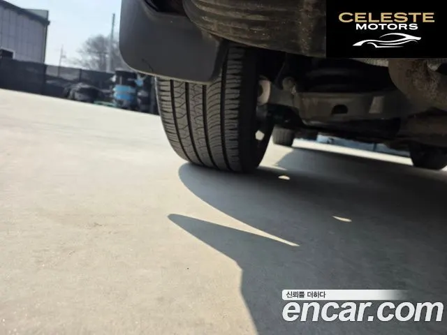 FORD 63.0 4WD 2021 — photo 7 sur 8