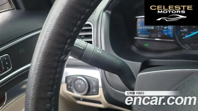FORD 2.3 Limited 4WD 2018 — photo 26 sur 32