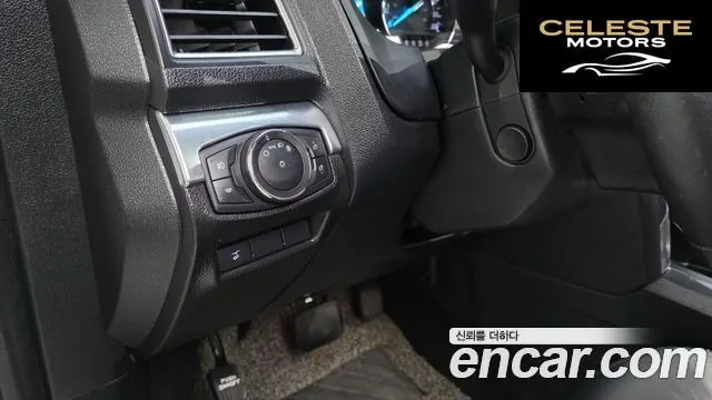 FORD 2.3 Limited 4WD 2019 — photo 28 sur 35